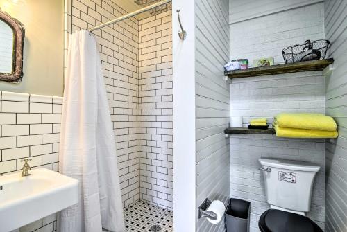 Studio with Patio - Walk to Hikes, Sights and Bites