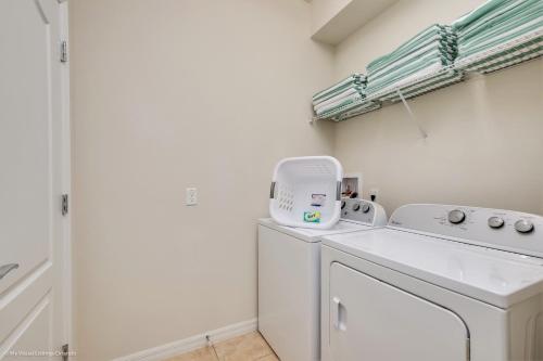 8832 Macapa Drive - image 2