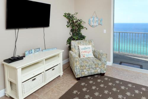 Tidewater Beach Resort - image 4