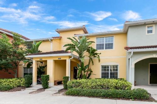 2971 Banana Palm Dr - main image