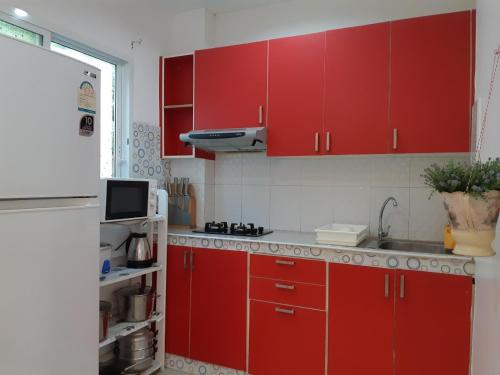 Casa de 120 m2 com 2 quarto(s) e 2 casa(s) de banho(s), na área Bor Fai (Smile Pool Villa 2 Bedroom For 4-10 Pax Near 7-11) in Bor Fai