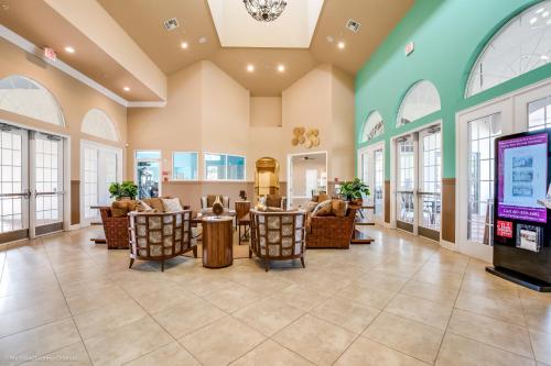 4556 Alberto Circle - image 2