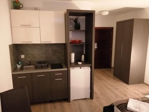 Belgrade Bellmatini 4-Star Guesthouse room
