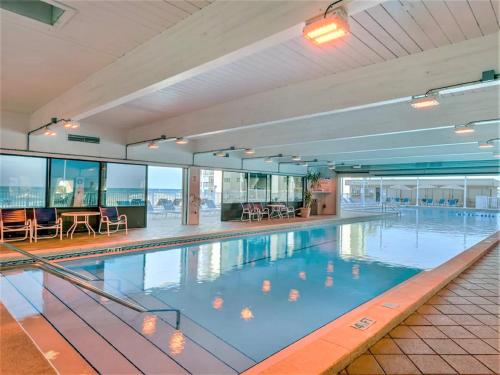 Pinnacle Port Beach Resort - image 8