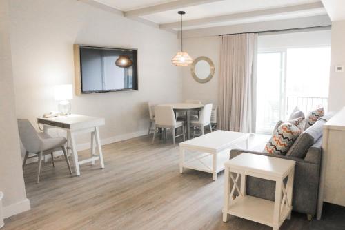 Studio Suite with Two Queen Beds - Non-Smoking