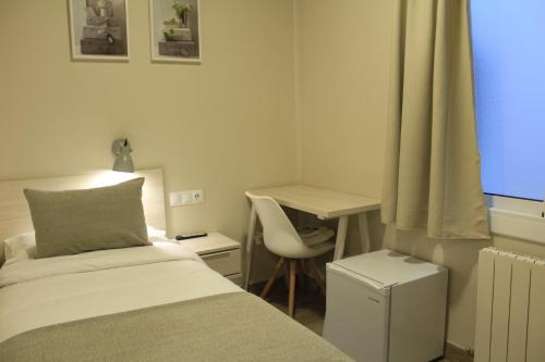 Economy Single Room