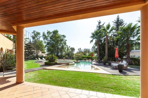 Private pool and Jacuzzi by GalanteVasques - image 5