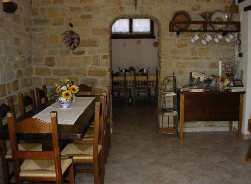 Restorāns, Azienda Agrituristica Colle San Giorgio in Castiglione Messer Raimondo