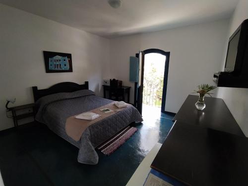 Queen Suite image 7