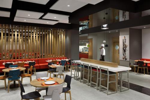 Food and beverages, Ibis Jeddah City Center in Jeddah