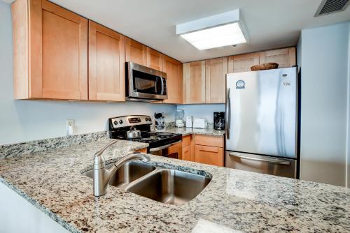 One Seagrove Place 1003 - image 7