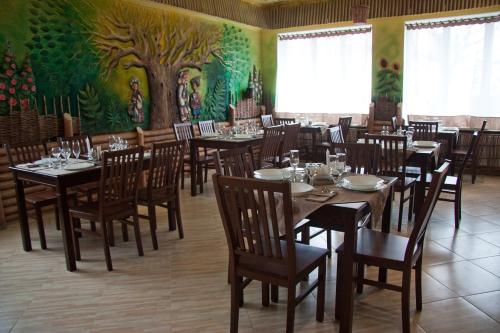 Restaurante, Hotel Re Vita in Truskavets