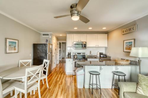 Sea Cabin 137-C - image 3
