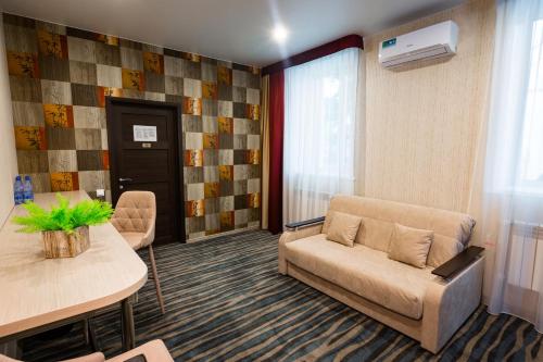 Hotel Druzhba - image 12