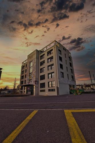 Hotel Swiss Star
