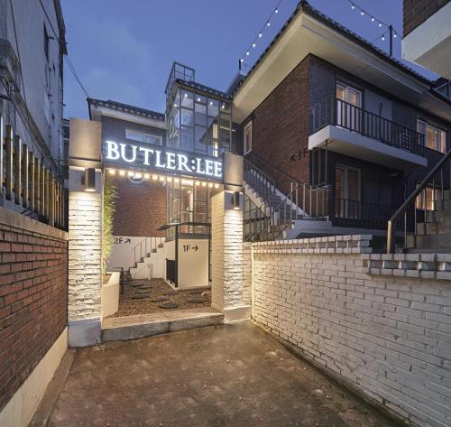 . BUTLER:LEE PAULBAEK