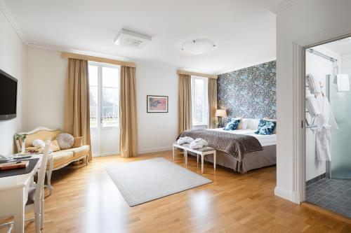 Душ, Lejondals Slott in Бро