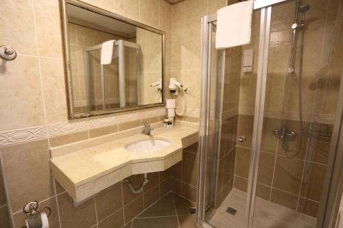 Albatros Premier Hotel