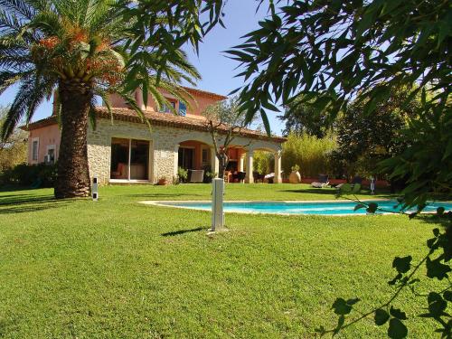 Holiday Home Villa Les Fourches gîte à louer Cogolin