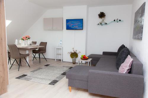 T&K Apartments near Messe Fair Trade Düsseldorf und Airport 3B in Duisburg, Deutschland