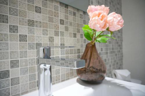 Superior Apartment image 7