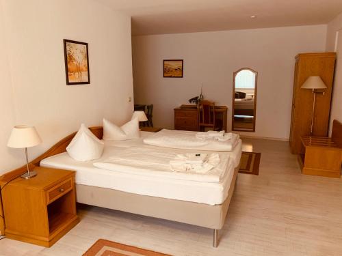 Hotel Zum Strand - image 2