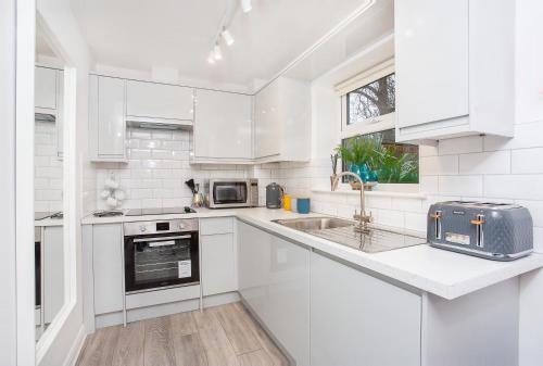 Minster's Reach Apartments - image 9