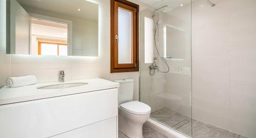 4 bedroom Villa Helidoni with private infinity pool, Aphrodite Hills Resort 4 bedroom Villa Helidoni with private infinity pool, Aphrodite Hills Resort