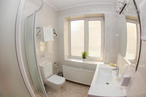 Hotel 52 - main image