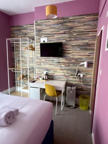 Anchorage Guest House - image 2