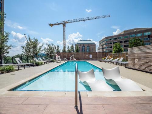 A szálláshely kívülről, Global Luxury Suites at Reston Town Center in Reston