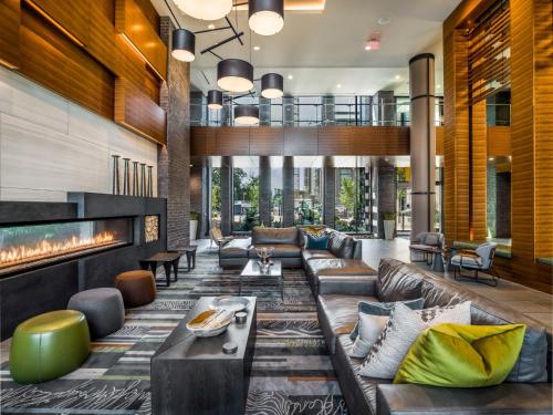 Előcsarnok, Global Luxury Suites at Reston Town Center in Reston