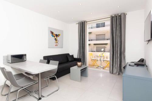 Palais Miramar Croisette 1 bedroom - Tap to explore photos