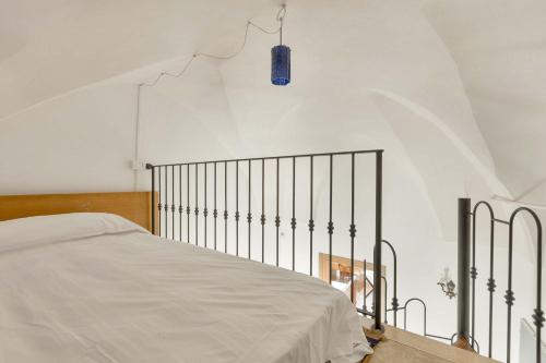 Casina Farnarari by BarbarHouse