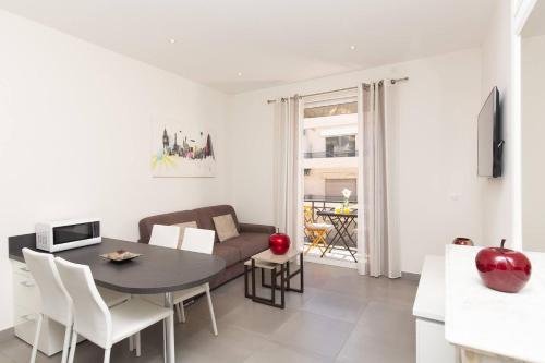 Palais Miramar: 1 bed side sea view - main image