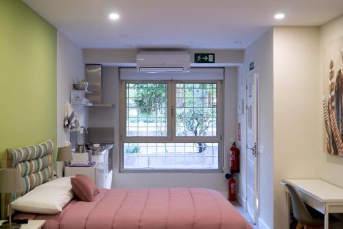 Moncloa Room Apartments