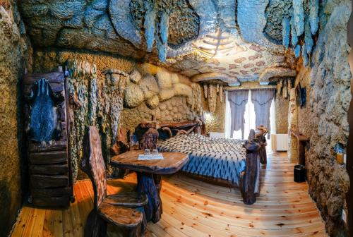 1 queen bed