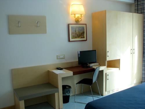 Hotel Promenade Bleu in Pollika