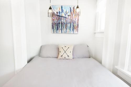 The 1920s Mainstay Studio Flat on Lower Greenville in Dallas, USA
