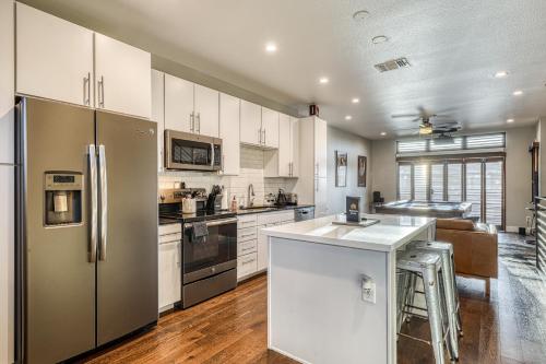 Skyline Stunner near สวนสาธารณะแบร็กเคนริดจ์