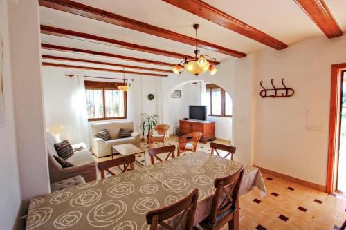 Dos Soles - sea view holiday home with private pool in Costa Blanca - image 12