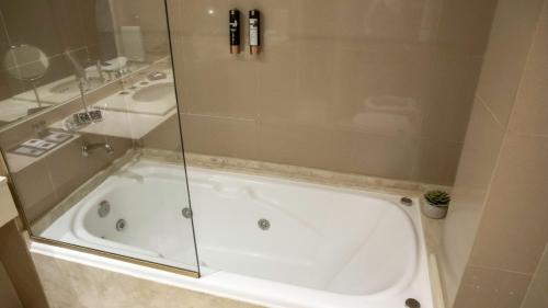 Bathroom, Carsson Hotel Buenos Aires in Buenos Aires