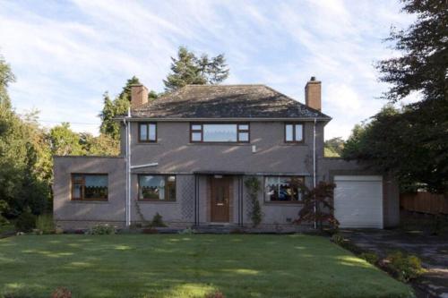 Aberdeenshire a spacious family house. gîte à louer Beidleston