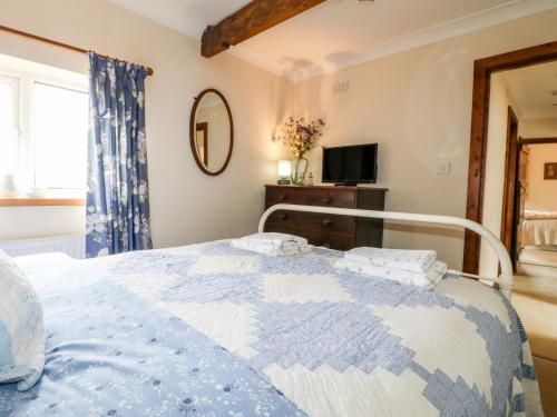End Cottage - image 6