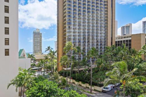Waikiki Banyan by Darmic - image 3