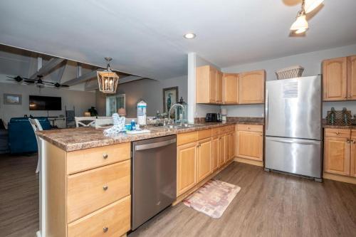 617 Queen's Grant Villas - main image