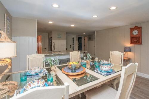 520 Plantation Club Villas - image 2