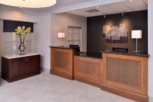 Holiday Inn Express Hotel & Suites St. Louis West-O'Fallon, an IHG Hotel