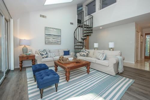 8 Pine Court - image 4