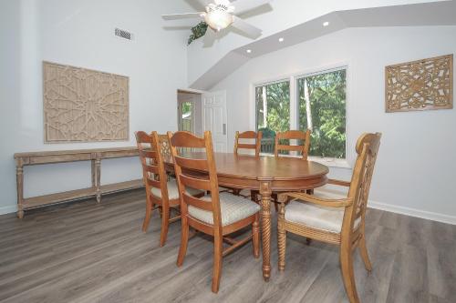 8 Pine Court - image 5